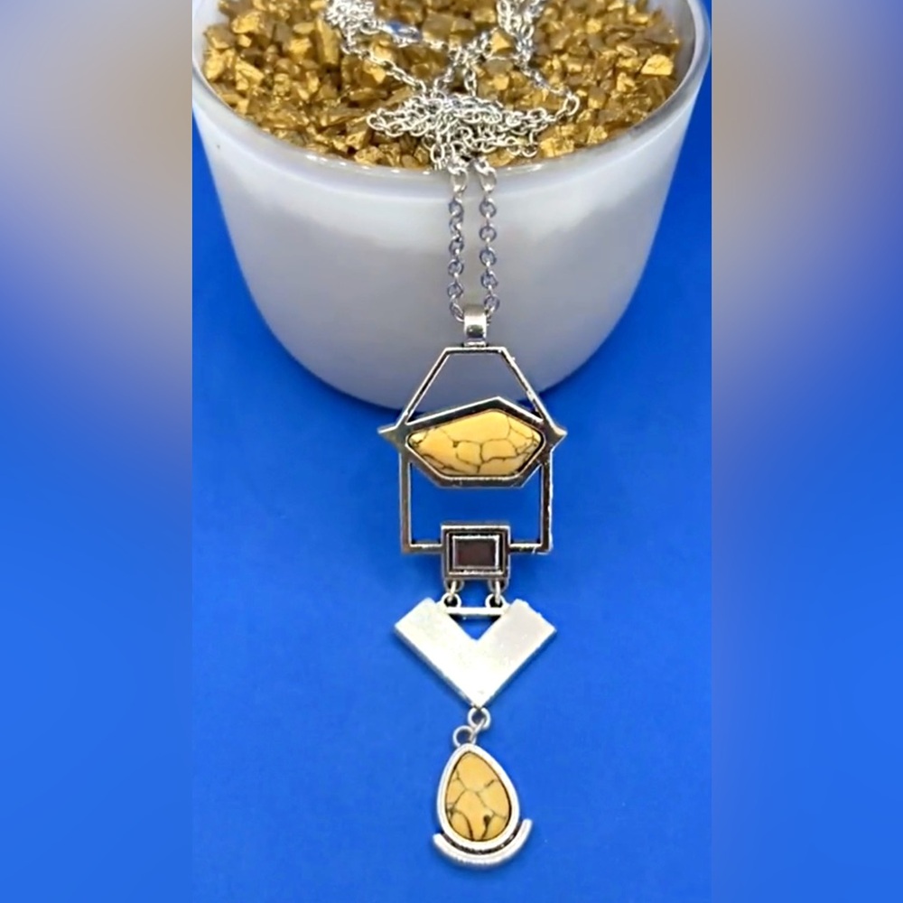 Modern Silver Yellow Stone Pendant Necklace